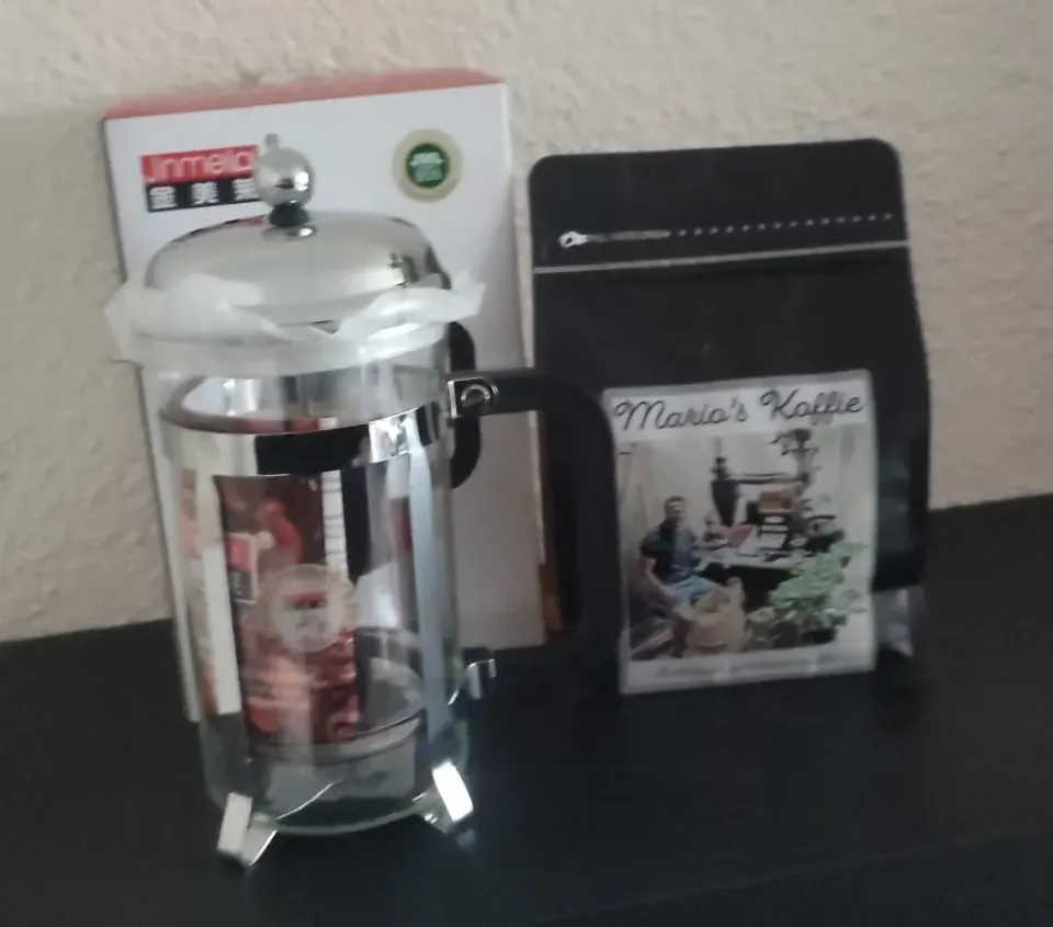 Mario's Koffie French Press cadeaupakket 600 ml gemalen
